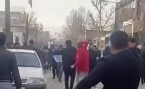 ده‌ستپێكردنه‌وه‌ی ناڕه‌زایه‌تییه‌كانی خه‌ڵك له‌ شاری ماكۆ و ده‌ستبه‌سه‌ر كرانی كۆمه‌ڵێك له‌ هاووڵاتیان