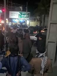 پشتیوانی كچانی به‌لوچ له‌ ناڕه‌زایه‌تییه‌كانی خه‌ڵك دژ به‌ خراپی دۆخی ژیان و مه‌عیشه‌تیان