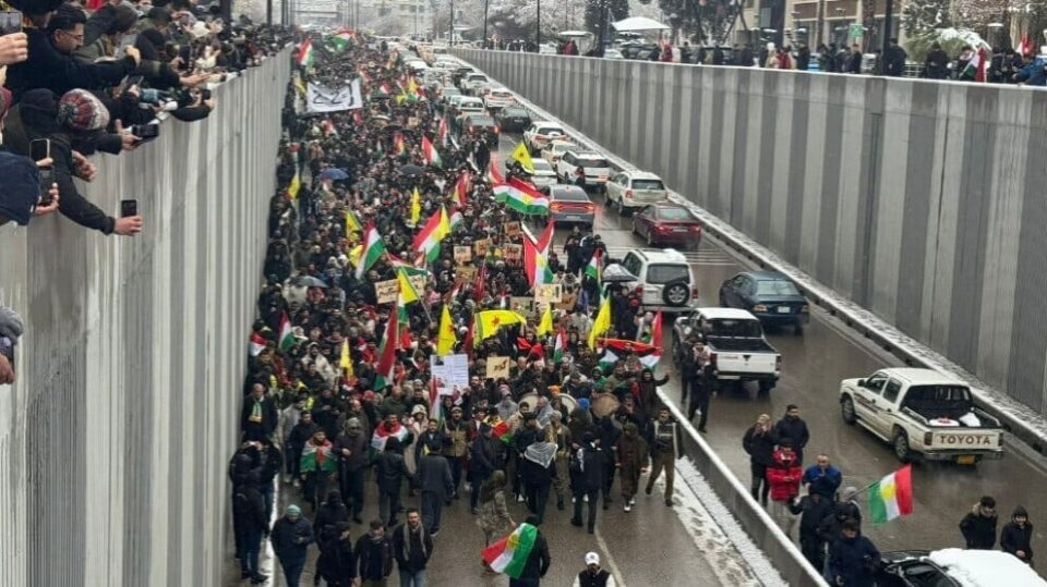 ڕێپێوانی هه‌زاران هاووڵاتی له‌ باشوور و باكووری كوردستان به‌ مه‌به‌ستی