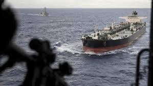  ده‌ستبه‌سه‌ردا گرتنی سێ كه‌شتی نه‌وت هه‌ڵگی كۆماری ئیسلامی له‌ لایه‌ن هنده‌وه‌