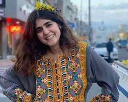 گواستنه‌وه‌ی سپیده‌ قوڵیان بۆ زیندانی وه‌كیل ئابادی مه‌شهه‌د