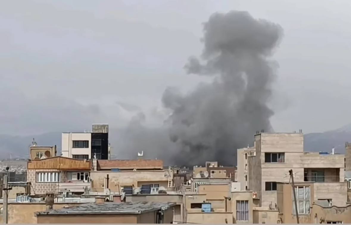 بەئامانجگرتنی ناوەندە سەربازییەکان لە شارەکانی کوردستان