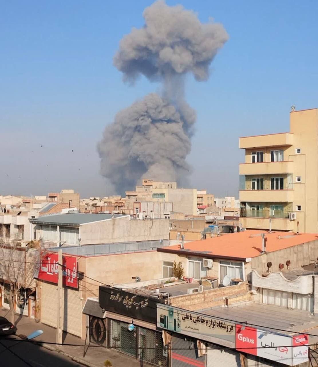 بەردەوامی هێرشە ئاسمانییەکان بۆ سەر ناوچە جیاوازەکانی ئێران