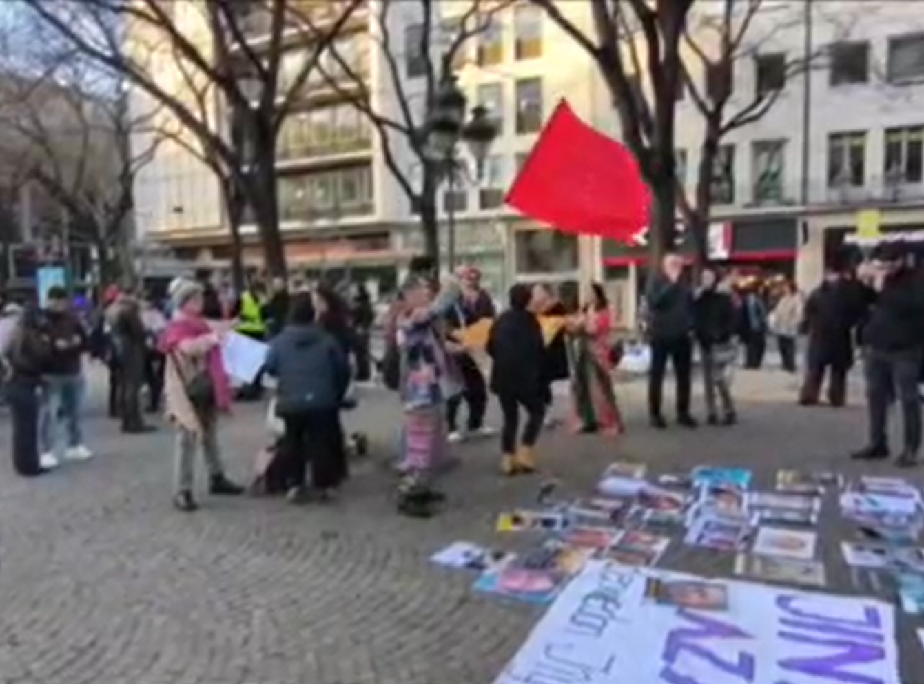 شادی و خۆشی ئێرانیانی ئازادیخواز پاش کوژرانی عەلی خامنەیی لە کۆڵنی ئاڵمان