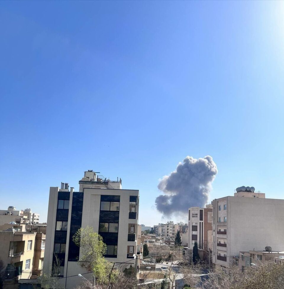 شەپۆلی نوێی هێرشە ئاسمانییەکان بۆ سەر ناوەندە سەربازی و ئەمنییەکانی