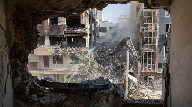 قووڵبوونەوەی قەیرانی مرۆیی لە ئێران و کوردستان