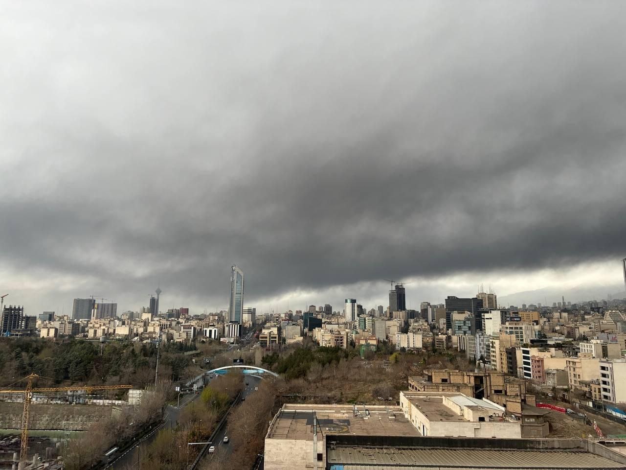 مەترسی بۆ سەر ژیان و تەندروستی دانیشتوانی شاری تاران