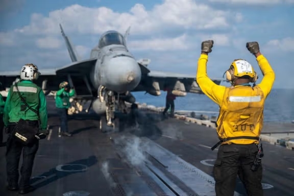 ناردنی هەزاران هێزی ئەمریکایی بۆ ڕۆژهەڵاتی ناوەڕاست