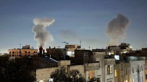 هێرش بۆ سەر ژێرخانەکانی وزەی ئێران هاوکات لەگەڵ بەڕێوەچوونی دانوستانی نێوان کۆماری ئیسلامی و ئەمریکا