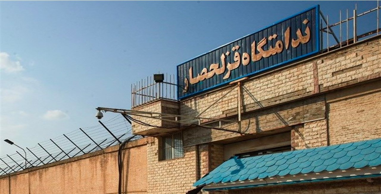 گواستنەوەی ٢٢ بەندکراوی سیاسی ڕاگیراو لە بەندی ٤ی زیندانی قزڵحەساری کەرەج