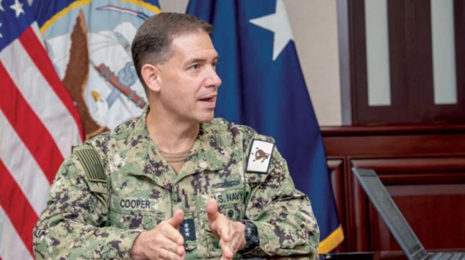 ئامادەکاری هێزەکانی ئەمریکا بۆ دەستپێکردنەوەی هێرشەکان بۆ سەر کۆماری