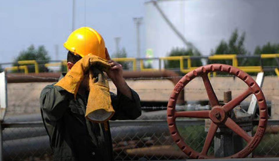 بیکارسازیی بەربڵاو لە پرۆژەی پالایشگای گازی ئیلام