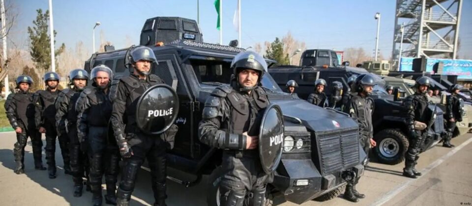 بەردەوامی کەشی توندی ئەمنی لە شارەکانی ئێران 1