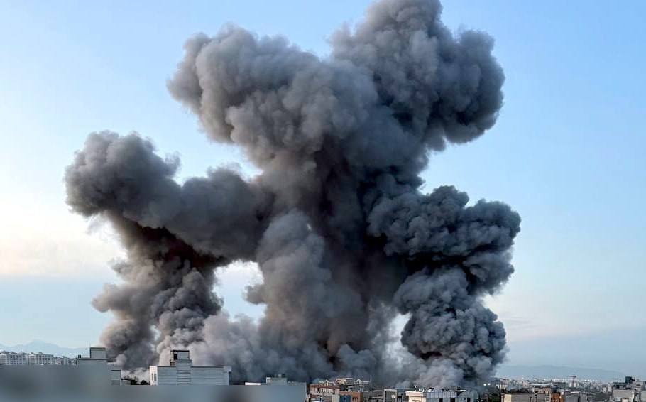 بەرزبوونەوەی ڕێژەی هێرشە هاوبەشەکانی ئەمریکا و ئیسرائیل بۆ سەر ناوچە ناوەندییەکانی کۆماری ئیسلامی