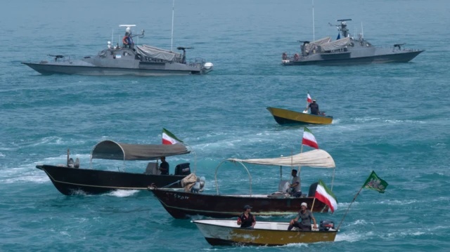 داخرانەوەی داخستنەوەی گەرووی هورموز و بەرزبوونەوەی ڕێژەی ئاڵۆزییەکان