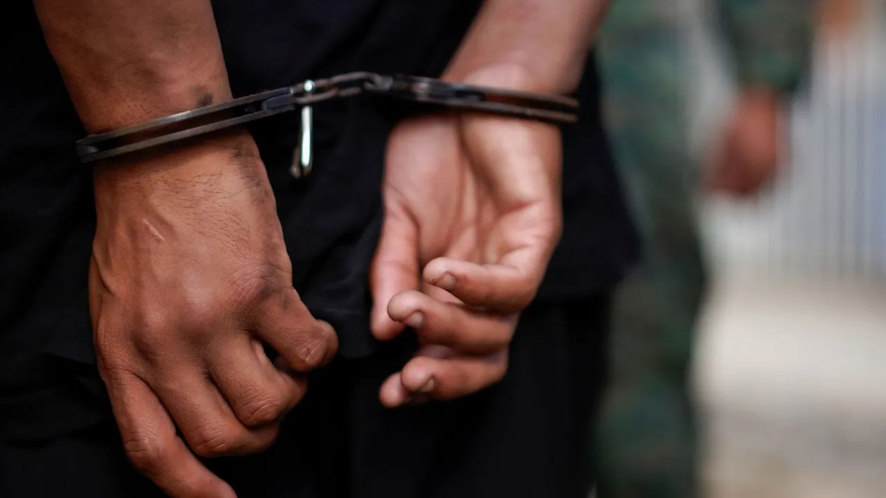 شەپۆلی نوێی گوشاری هێزەکانی ڕژیمی کۆماری ئیسلامی بۆ سەر هاووڵاتیان لە ئێران