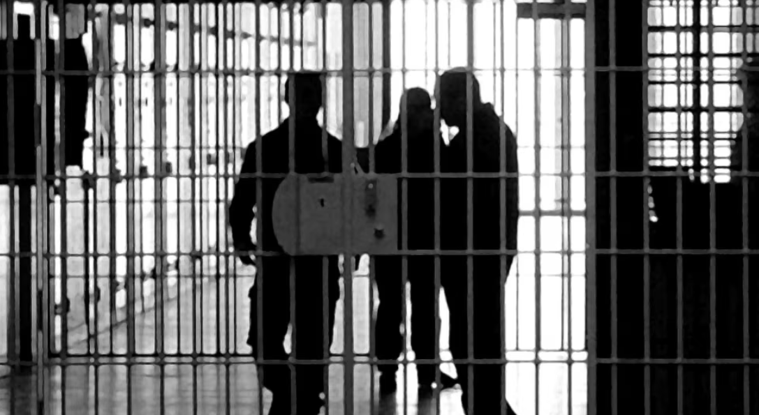 محکومکردنی ٢٢ کەس بە زیندانی درێژخایەن لە دوو پارێزگا