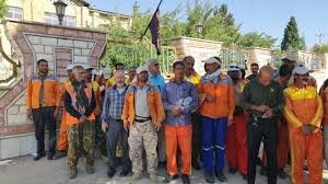 ناڕەزایەتی کرێکارانی پەیمانکاری شارەوانی یاسوج