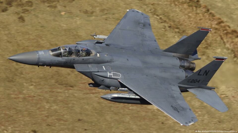 هدف قرار گرفتن هواپیماهای آمریکایی در عملیات نجات بر فراز ایران