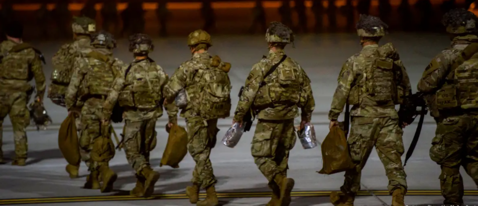 پەنتاگۆن هەزاران سەرباز دەنێرێتە خاورمیانە