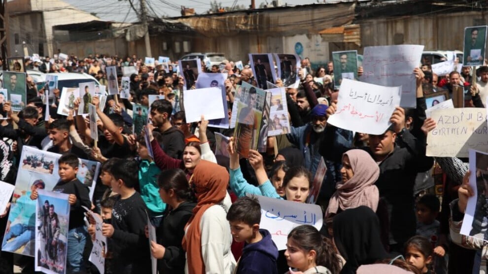 ڕێپێوانی بنەماڵەی بەندکراوانی قەسەدە لە قامشلو