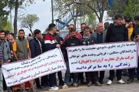 کۆبوونەوەی شۆفێران و ماڵدزراوانی شیرکەتی گلۆبال لە تەورێز