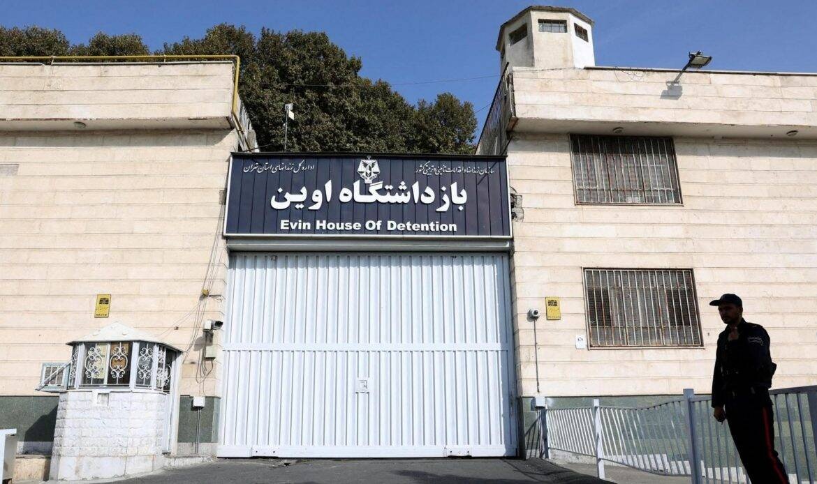 گوشاری هێزەکانی ڕژیم لە سەر بەندکراوان بە مەبەستی کۆتایی هێنان بە هەڵمەتی سێشەممەکانی نا بۆ سێدارە