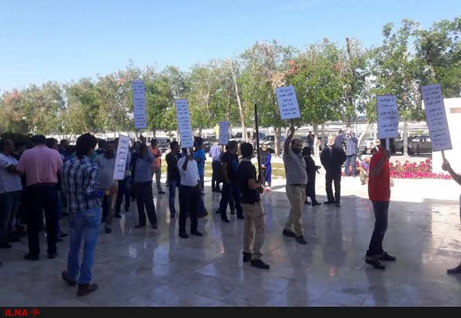 ناڕەزایەتی کرێکارانی شاغڵی شیرکەتی کیش چوب