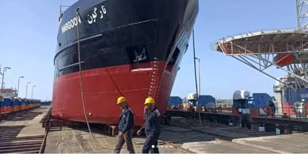 ناڕەزایەتی کرێکارانی شیرکەتی سەنعەتی دەریایی ئیران سەدرا