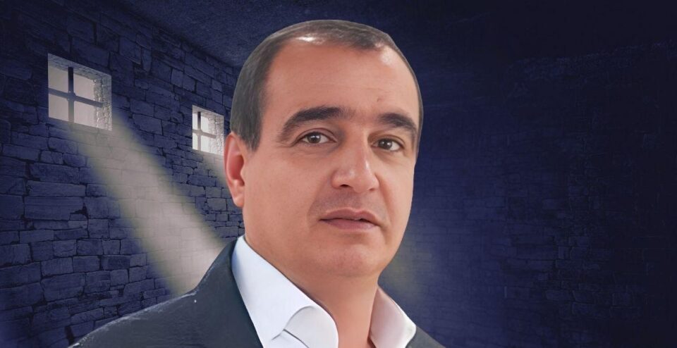 بێبەش کرانی مەسعوود فەرهیختە لە مافە سەرەکییەکانی لە زیندانی کەرەج