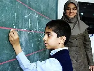 دەستپێکردنی هەڵمەتی گشتی زیاتر لە ٤ هەزار و ٧٠٠ موعەلیم لە ئێران