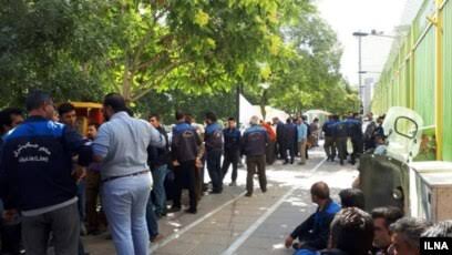 ناڕەزایەتیی کارمەندانی کۆمپانیای موخابەراتی ئێران