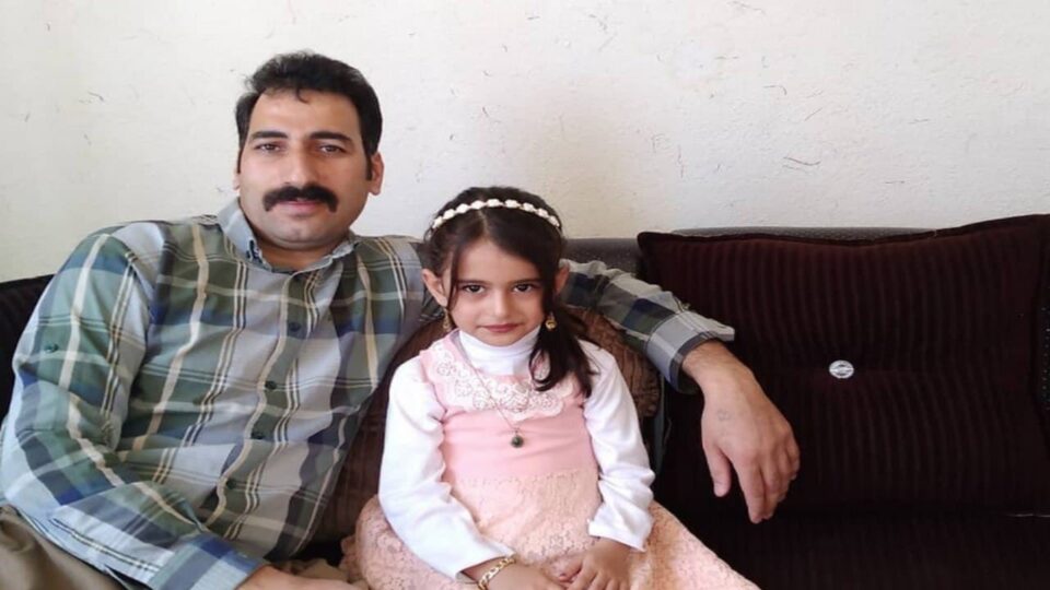 بانگهێشتی چالاكی مه‌ده‌نی ئه‌فشین حسێن په‌ناهی بۆ دادسه‌رای شاری