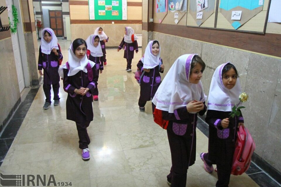 تووشبوونی ٣٠٦ منداڵی شاری ئێلام به‌ نه‌خۆشیه‌كی نامۆ 3