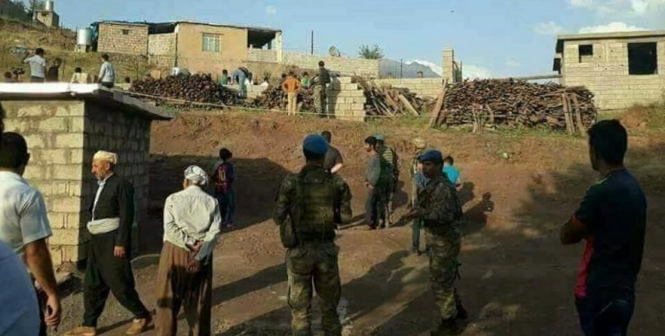 ده‌ستبه‌سه‌ر كردنی ١٢ هاووڵاتی هه‌رێمی كوردستان له‌ لایه‌ن ئه‌رته‌شی