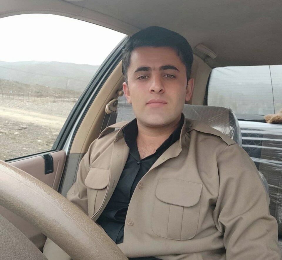 برینداربوونی كۆڵبه‌رێك له‌ سنووری بانه‌ 1 2
