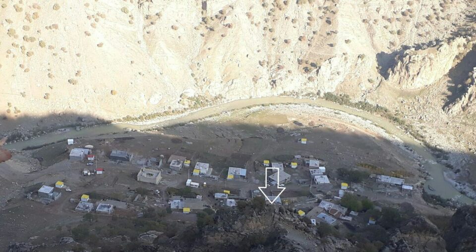 داڕمانی شاخێک لە گوندێکی سەر بە سەلاسی باوەجانی 1