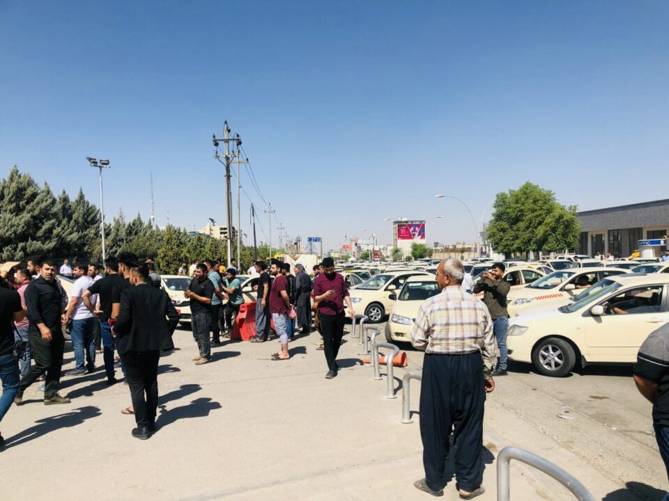 مانگرتن و خۆپێشاندانی شۆفێرانی تاكسی هه‌ولێر