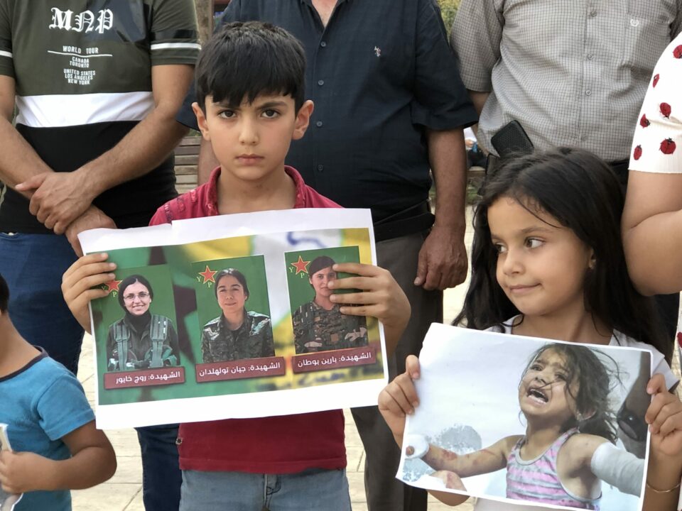 كۆبوونه‌وه‌ی نوێنه‌رایه‌تی په‌ یه‌ ده‌ له‌شاری سلێمانی دژبه‌ هێرشه‌كانی 1