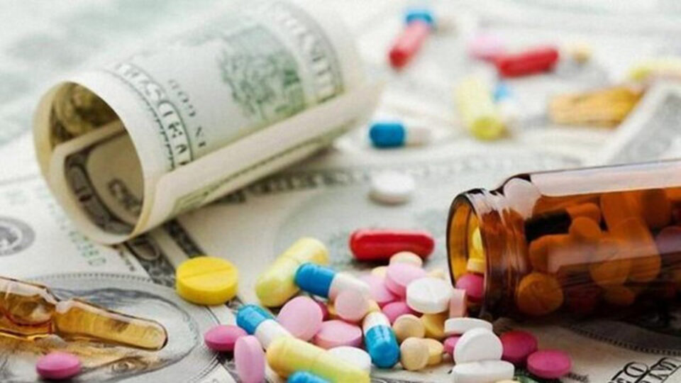 ناڕه‌زایه‌تی خه‌ڵكی ڕۆژهه‌ڵاتی كوردستان له‌ئاست گرانی ده‌رمان 2