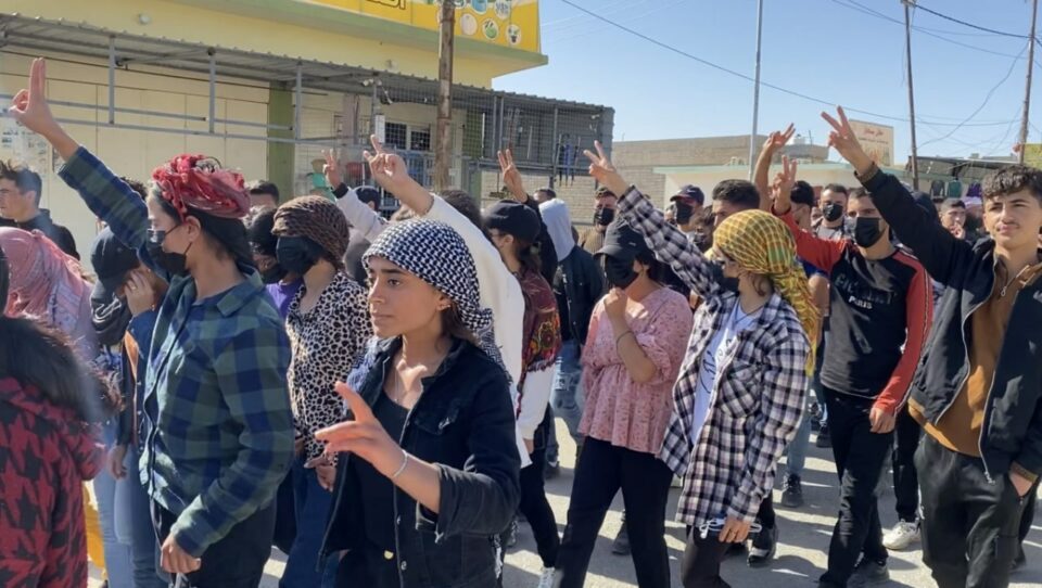 ڕێپێوانی ناڕه‌زایه‌تی خه‌ڵكی شه‌نگال دژبه‌ هێرشه‌كانی توركیا 4