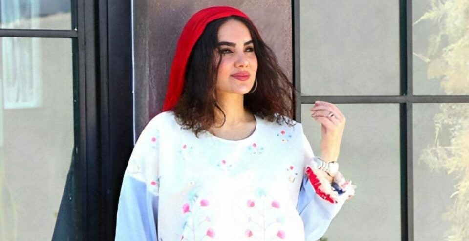 سه‌پاندنی سزای زیندان به‌سه‌ر زه‌ینه‌ب خۆنیابپور له‌ بێهبه‌هان 1