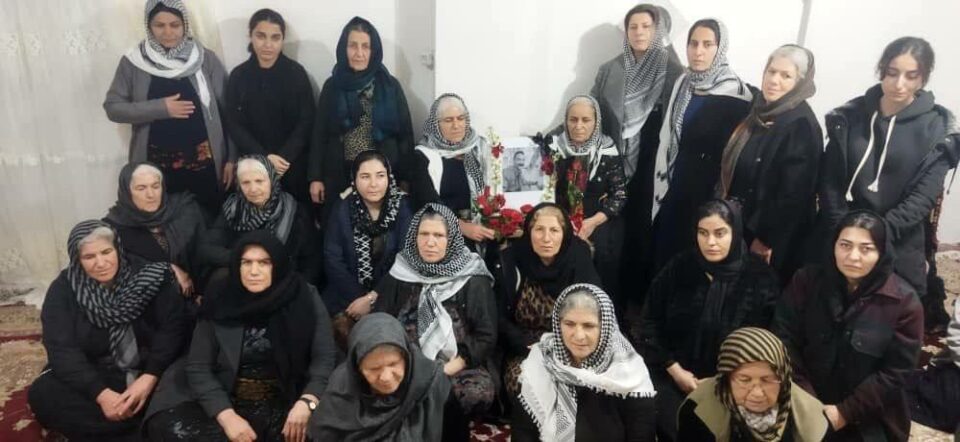 دیداری دایكانی دادخواز له‌گه‌ڵ بنه‌ماڵه‌ی موحسن مه‌زڵووم له‌ مهاباد