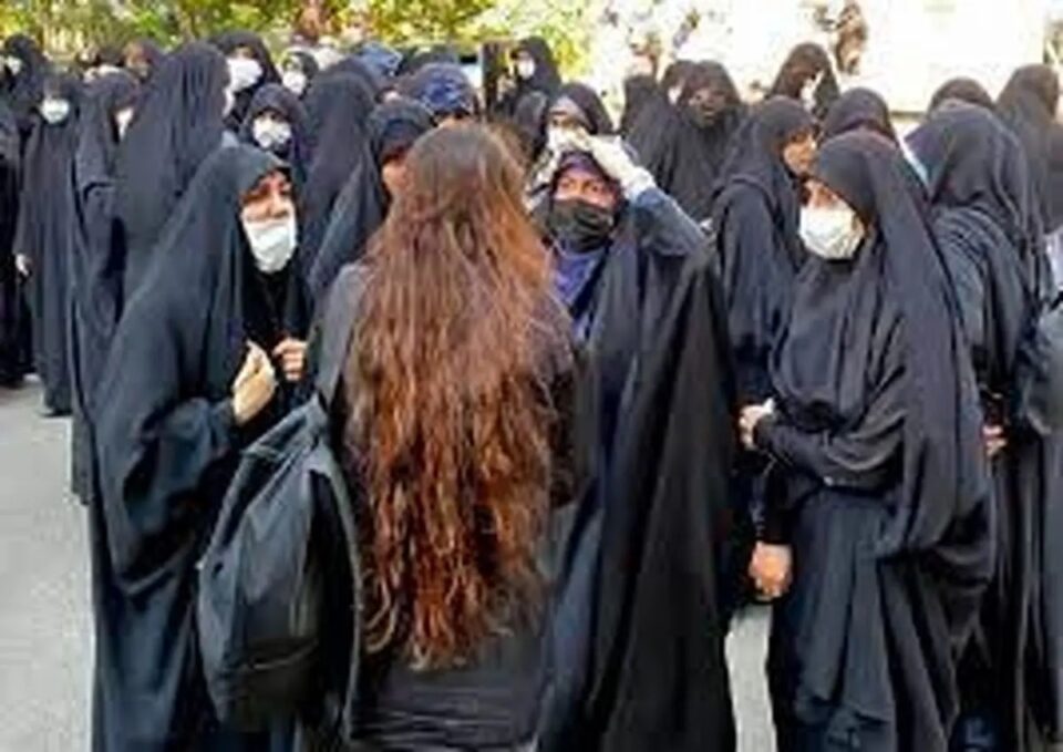 ته‌علیقی ٣٠ خوێندكاری زانكۆی ئه‌لزه‌هرای تاران له‌ دوو ساڵی ڕابردوو