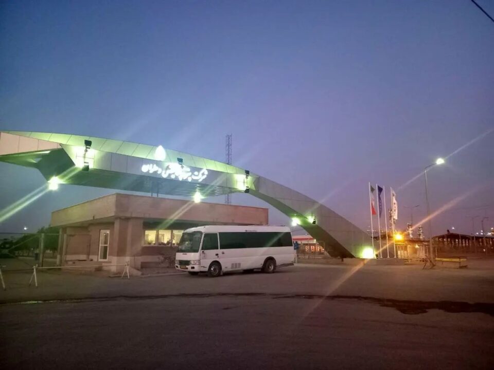 لێدان و ئازاری كرێكارێكی پترۆشیمی دێهلۆڕان له‌لایه‌ن حه‌راسه‌تی