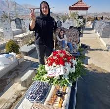ڕێزلێنان له‌ یادی سارینا ساعدی و ئارمیتا گه‌راوه‌ند له‌ سنه‌ و تاران