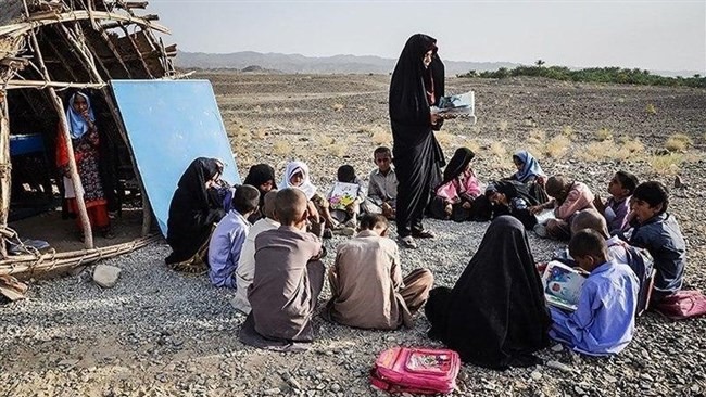 هەژاری سەپێنراو بەسەر کرێکاراندا و کاریگەرییەکانی لەسەر پەروەردەی منداڵەکانیان