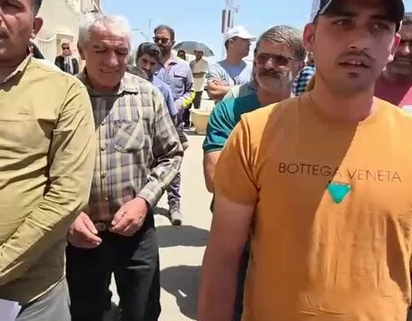 ناڕه‌زایه‌تی خوازیارانی مه‌سكه‌نی میللی له‌ كاشان و شه‌هركورد