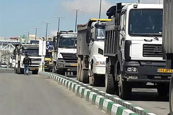 پشتیوانی چوار ڕێكخراوه‌ی كرێكاری له‌ مانگرتنی كامیۆنداران