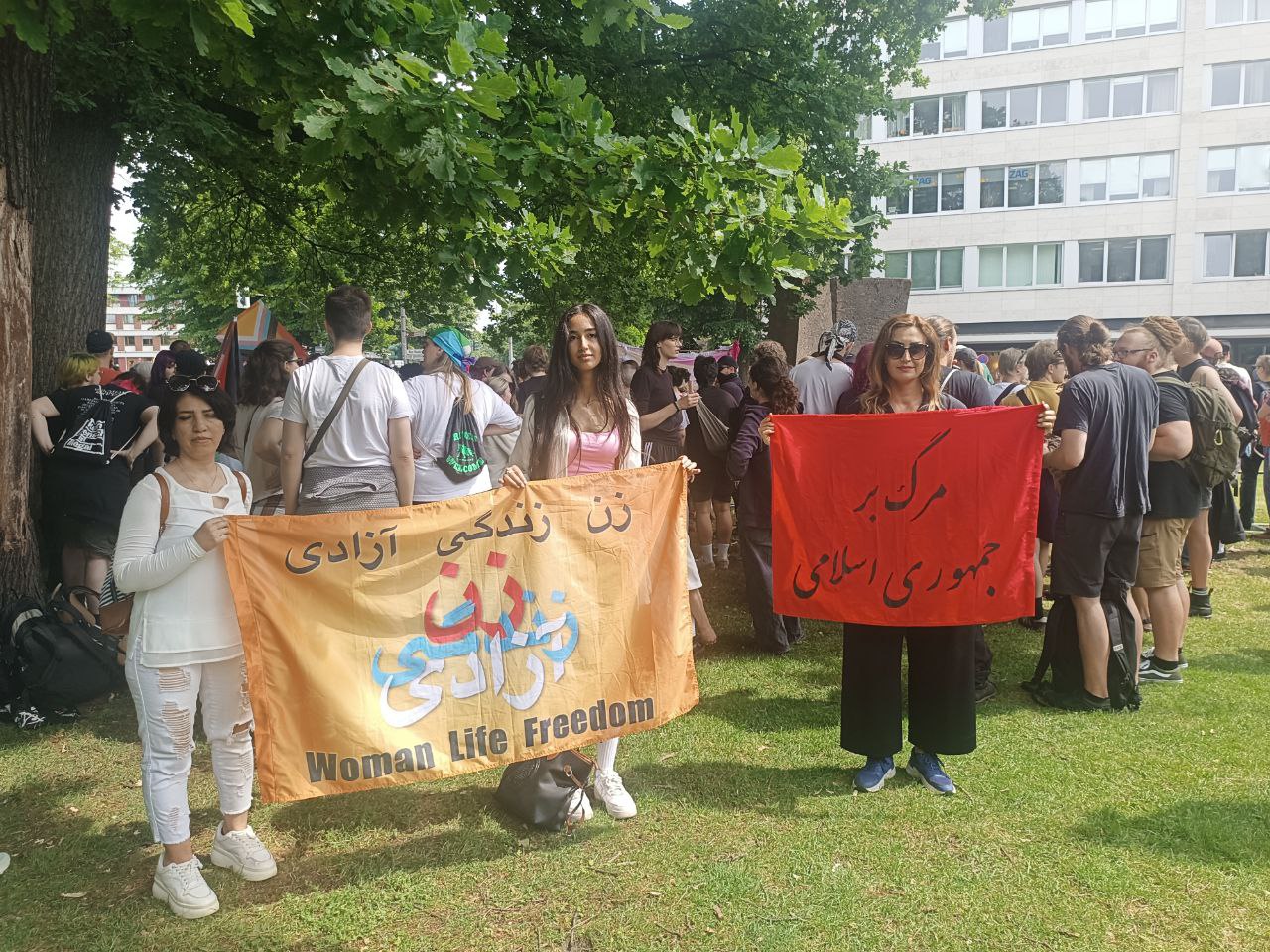 به‌شداری ئێرانیانی ئازادیخواز له‌ ئاكسیۆنی دژبه‌رانی فاشیزم له‌ ئاڵمان
